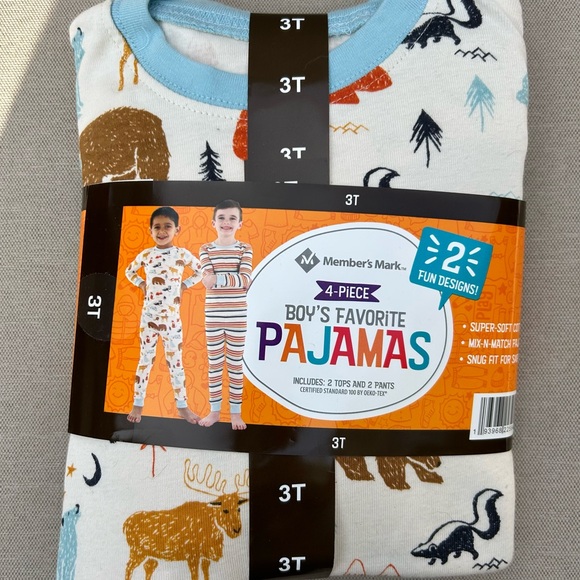 Member’s Mark 4 piece Boy’s favorite pajamas. - Picture 2 of 4